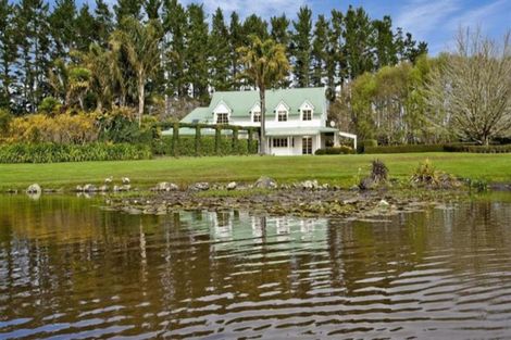 Photo of property in 12a Croft Lane, Riverhead, Albany, 0793