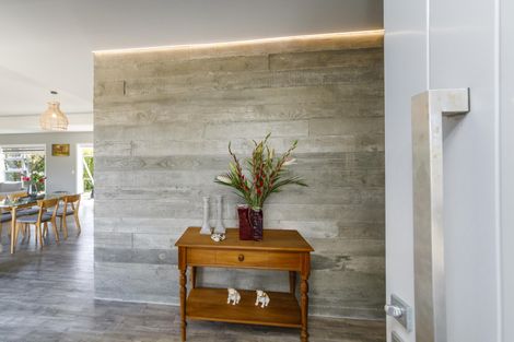 Photo of property in 4 Doncaster Court, Awapuni, Palmerston North, 4412