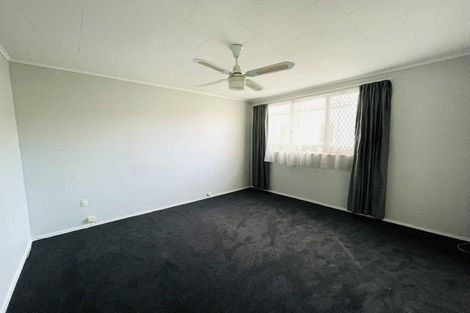 Photo of property in 2/801 Hastings Street North, Hastings, 4122