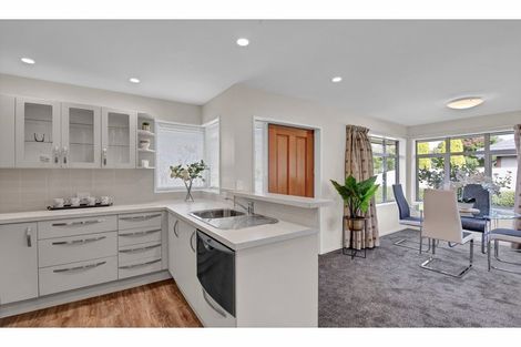 Photo of property in 1/36 Tuckers Road, Redwood, Christchurch, 8051