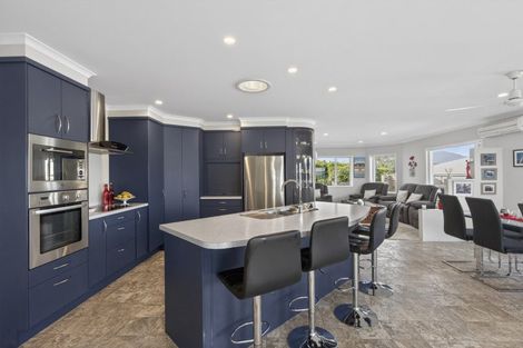 Photo of property in 38 Karamea Street, Whalers Gate, New Plymouth, 4310