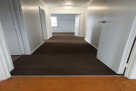 Photo of property in 12 Ted William Street, New Windsor, Auckland, 0600