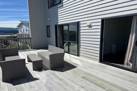 Photo of property in 10b Polestar Lane, Whitby, Porirua, 5024