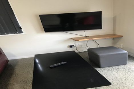 Photo of property in 33 Grove Road, Addington, Christchurch, 8024