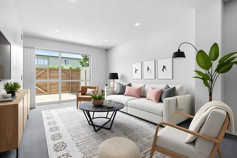 Photo of property in 32/11 Ray Small Drive, Papakura, 2110