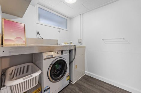 Photo of property in 65 Mornington Road, Balaclava, Dunedin, 9011