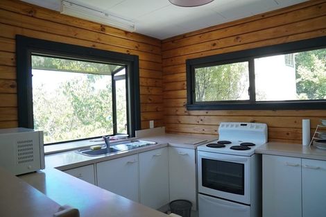 Photo of property in 35 Makara Road, Karori, Wellington, 6012