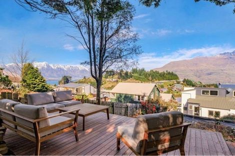 Photo of property in 13b Dart Place, Fernhill, Queenstown, 9300
