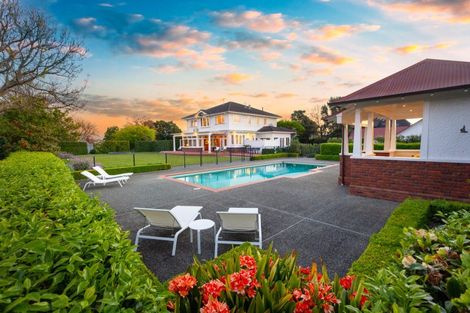 Photo of property in 4 Sierra Court, Roslyn, Palmerston North, 4414