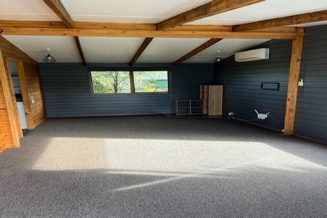 Photo of property in 28 Richardson Street, Woodville, 4920