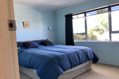 Photo of property in 78 Reeves Road, Pakuranga Heights, Auckland, 2010