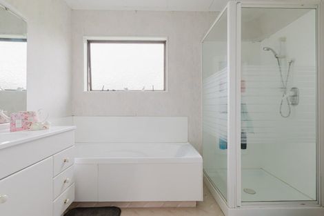 Photo of property in 11 Huxley Street, Pahiatua, 4910