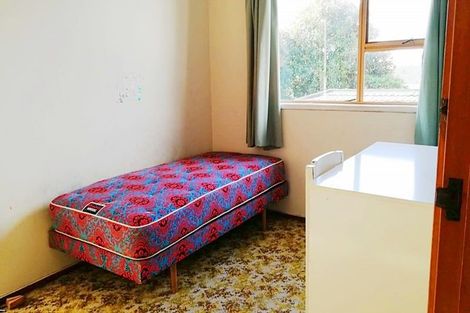 Photo of property in 69 Casuarina Road, Half Moon Bay, Auckland, 2012