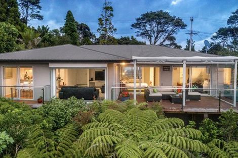 Photo of property in 39 Tawini Road, Titirangi, Auckland, 0604