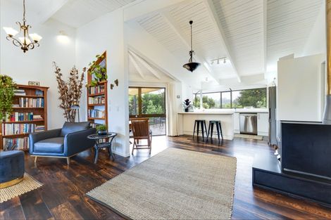 Photo of property in 10 Hewetson Road, Upper Moutere, 7175