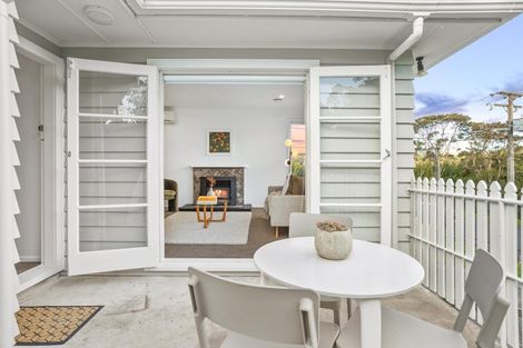 Photo of property in 1 Sussex Terrace, Riverhead, 0820