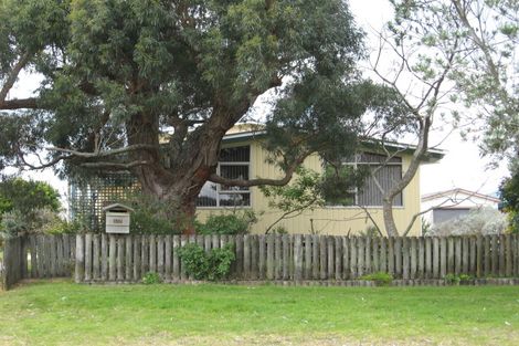 Photo of property in 111 Tamaki Road, Whangamata, 3620