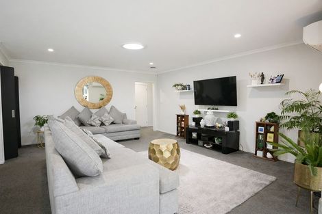 Photo of property in 10 Magnolia Close, Te Kauwhata, 3710