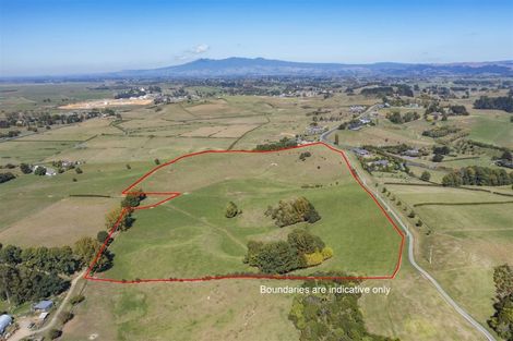 Photo of property in 111 Wallace Road, Mangere Bridge, Auckland, 2022