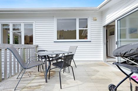 Photo of property in 328 Karori Road, Karori, Wellington, 6012