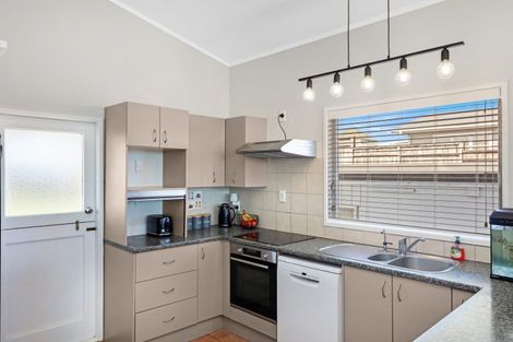 Photo of property in 42 George Street, Morrinsville, 3300