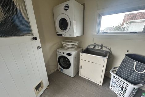 Photo of property in 71 Keeling Street, West End, Palmerston North, 4412