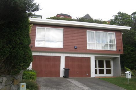 Photo of property in 6 Lynmouth Avenue, Karori, Wellington, 6012
