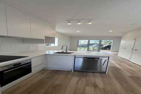 Photo of property in 3/15 Sea Vista Avenue, Beach Haven, Auckland, 0626