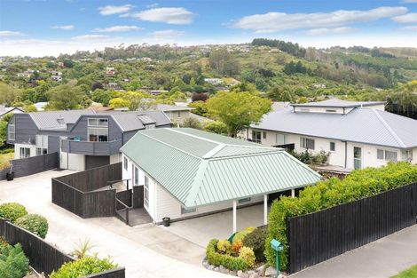 Photo of property in 63 Landsdowne Terrace, Cashmere, Christchurch, 8022