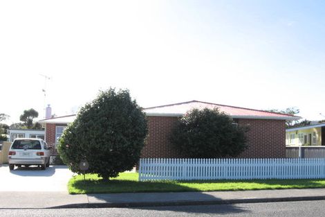 Photo of property in 4 Te Manuao Road, Otaki, 5512