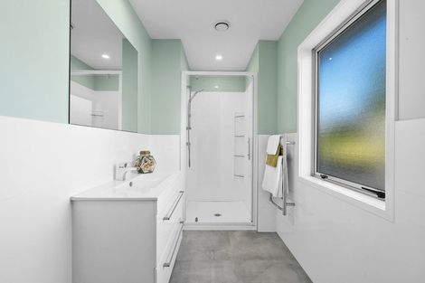 Photo of property in 63 Awaruku Road, Torbay, Auckland, 0630