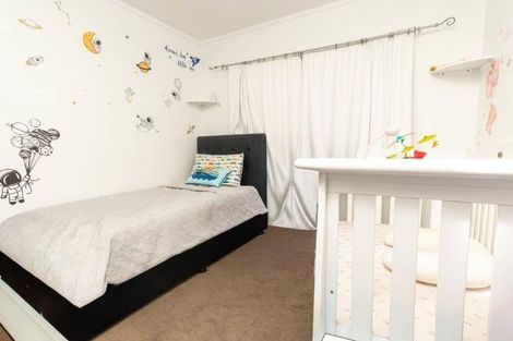 Photo of property in 2/157 Spinella Drive, Bayview, Auckland, 0629