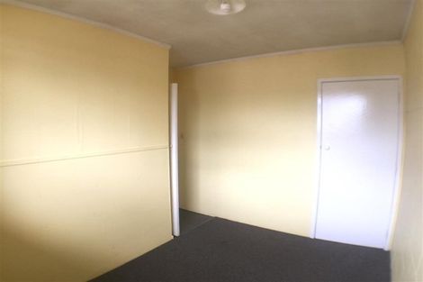 Photo of property in 2/76 Portage Road, New Lynn, Auckland, 0600