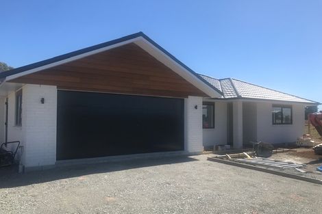 Photo of property in 5 Madison Street, Carterton, 5713