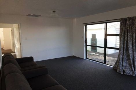 Photo of property in 32 Puriri Street, Hilltop, Taupo, 3330