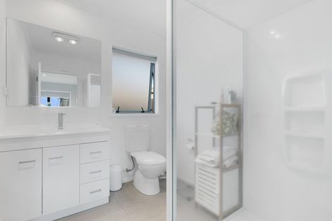 Photo of property in 18 Kamahi Crescent, Papamoa Beach, Papamoa, 3118