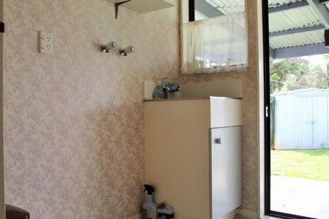 Photo of property in 62 Kaimanawa Street, Kelvin Grove, Palmerston North, 4414