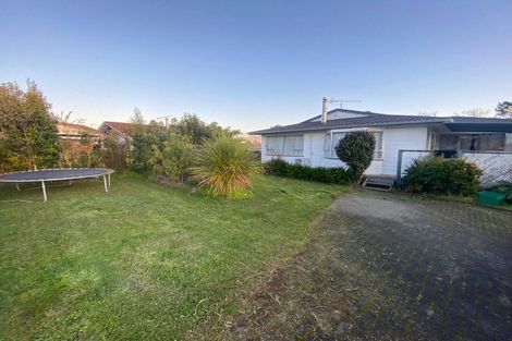 Photo of property in 99 Archmillen Avenue, Pakuranga Heights, Auckland, 2010