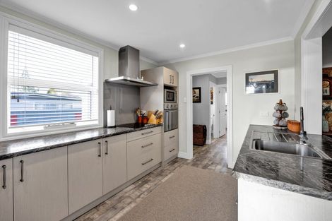 Photo of property in 31 Maire Street, Inglewood, 4330