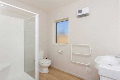 Photo of property in 16 Saint Florian Place, Woolston, Christchurch, 8062