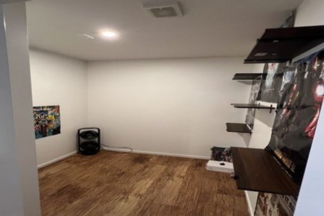 Photo of property in 3 Wyon Way, Flat Bush, Auckland, 2016