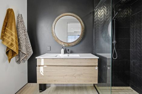 Photo of property in 15 Desmond Place, Bell Block, New Plymouth, 4312