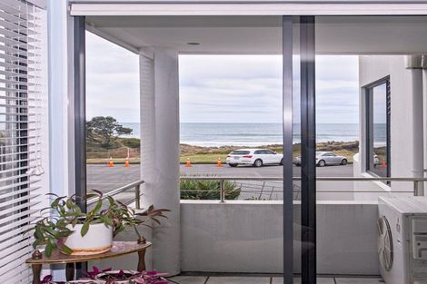 Photo of property in 1/203 Marine Parade, Mount Maunganui, 3116