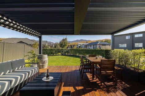 Photo of property in 26 Violet Way, Lower Shotover, Queenstown, 9304