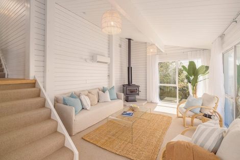 Photo of property in 3 Mortens Lane, Mount Pleasant, Christchurch, 8081