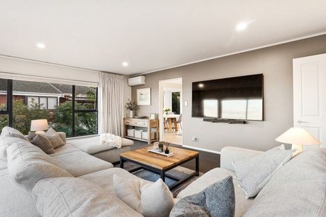 Photo of property in 8 Brixton Road, Manly, Whangaparaoa, 0930