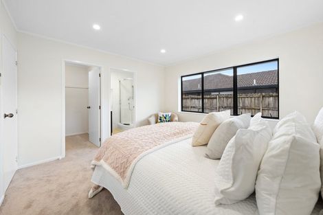 Photo of property in 26 Summermist Drive, Northpark, Auckland, 2013