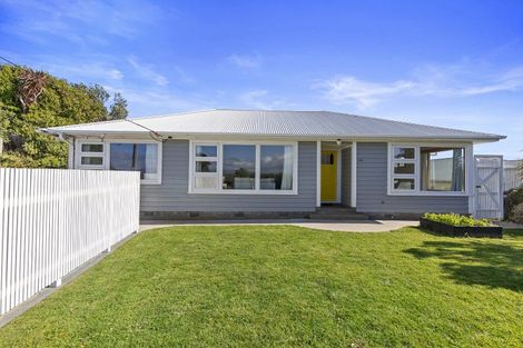 Photo of property in 166 Buckley Road, Southgate, Wellington, 6023