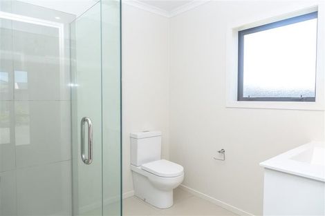 Photo of property in 11 Feist Street, Carterton, 5713