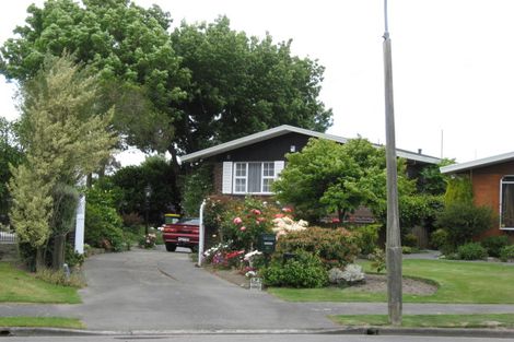 Photo of property in 11a Swithland Place, Avonhead, Christchurch, 8042